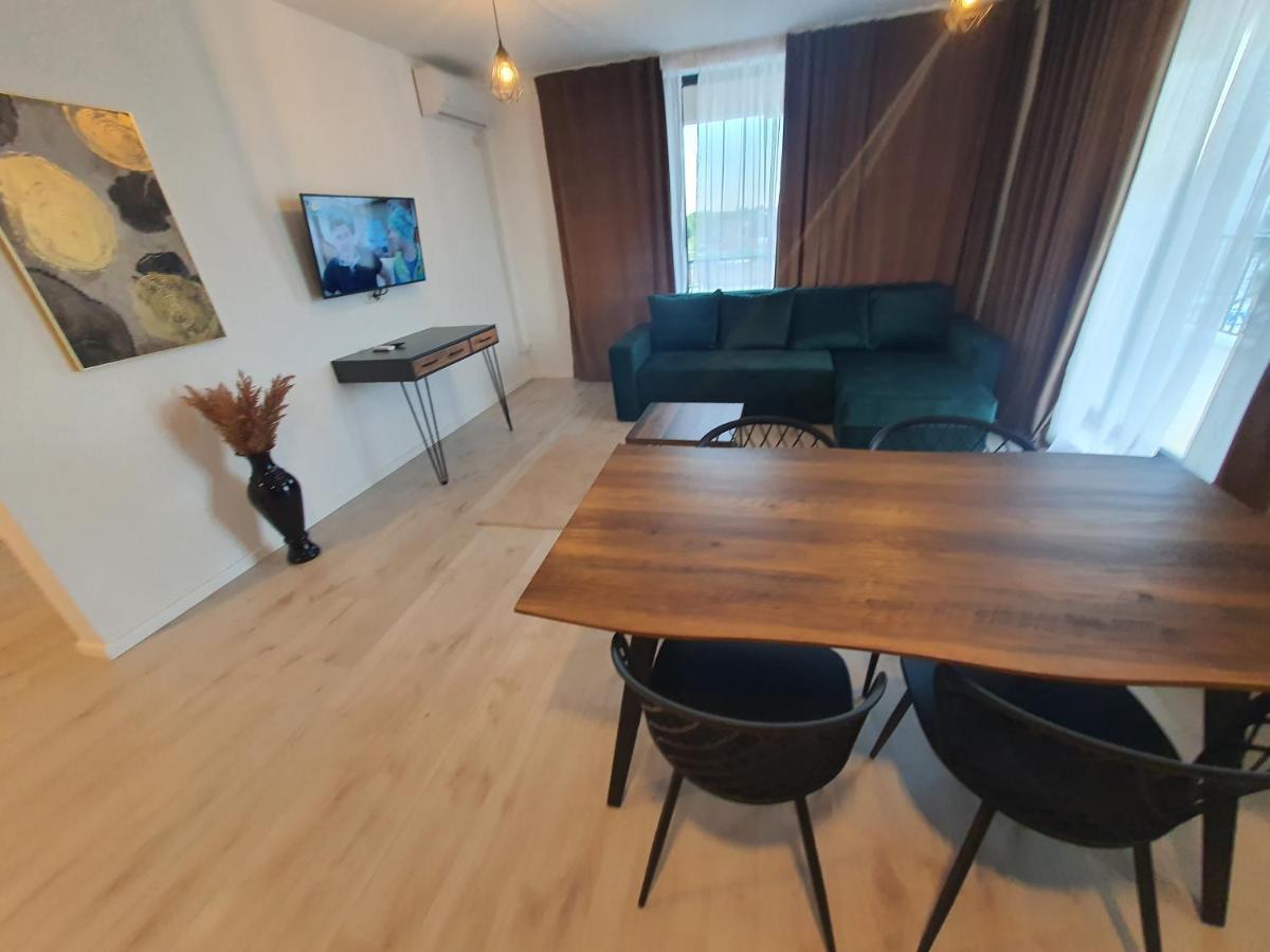 Grey Residence Apartments Tunari  ภายนอก รูปภาพ