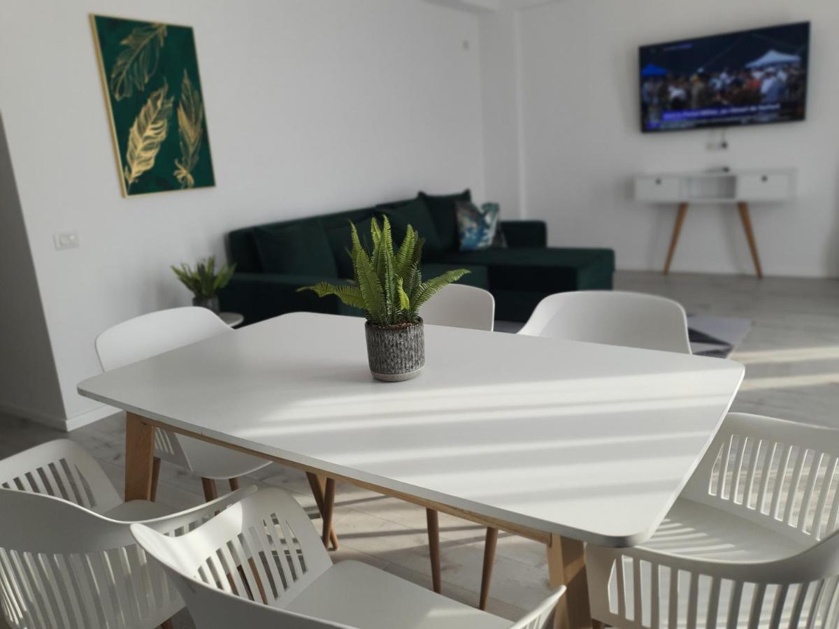 Grey Residence Apartments Tunari  ภายนอก รูปภาพ