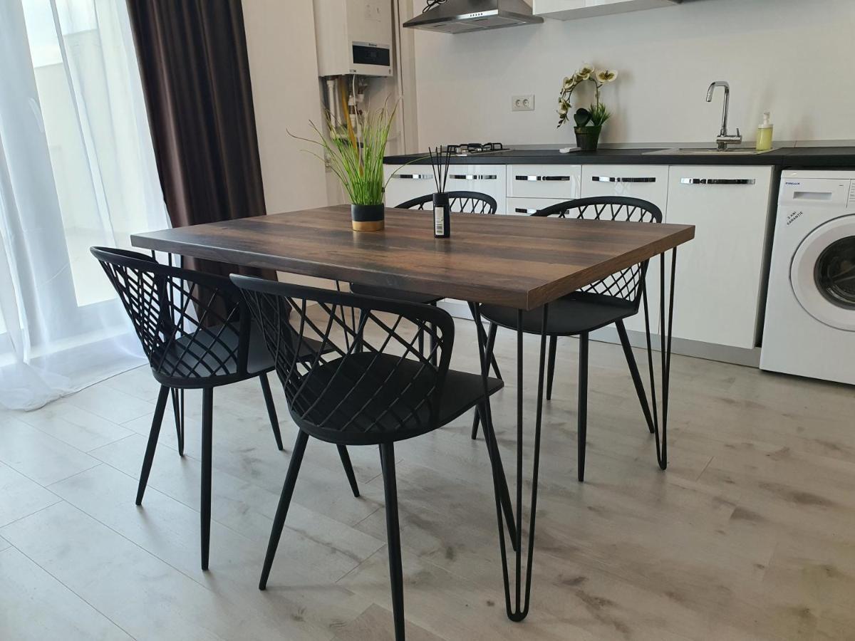 Grey Residence Apartments Tunari  ภายนอก รูปภาพ